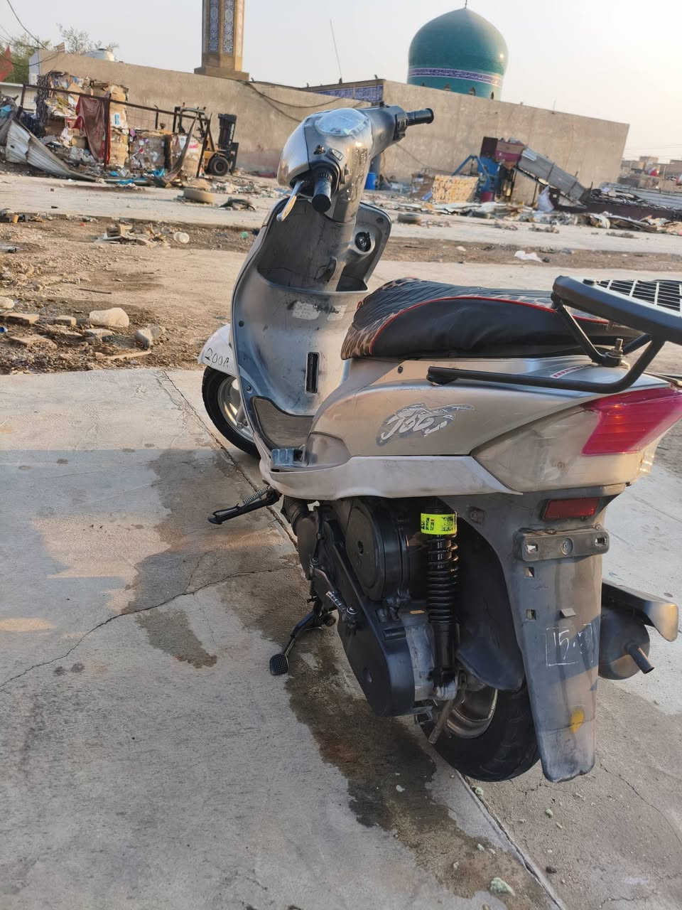 السلام عليكم شباب دراجه للبيع ماكس كفاله عامه كفال المكينه دراجه نظيفه سعرها 650 والشرا اتصل على هذا الرقم *********** مكالمه ميسان حي الشهداء والشراي بخير ويدلل
