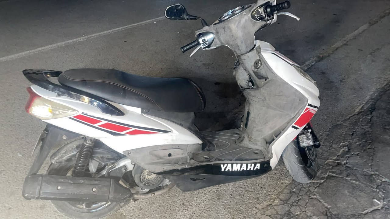 السلام عليكم
سكنس فحل ياباني ستان حساس خمسينيه الدراجه مكينه تخبل جديده كفرات فول كهربائيات كلها شغاله فيت بم جديد كلجات بلاديه تايرات جديد الدراجه نقصها فقط مازده مكسوره والاشاره فقط السعر 750 وبيها مجال الطيبين 

 الرقم *********** ❤️
