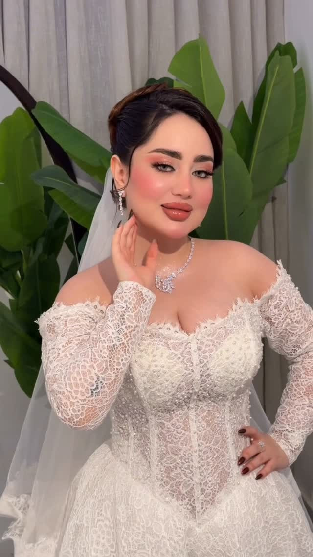 صالون • مكياج • عرايس