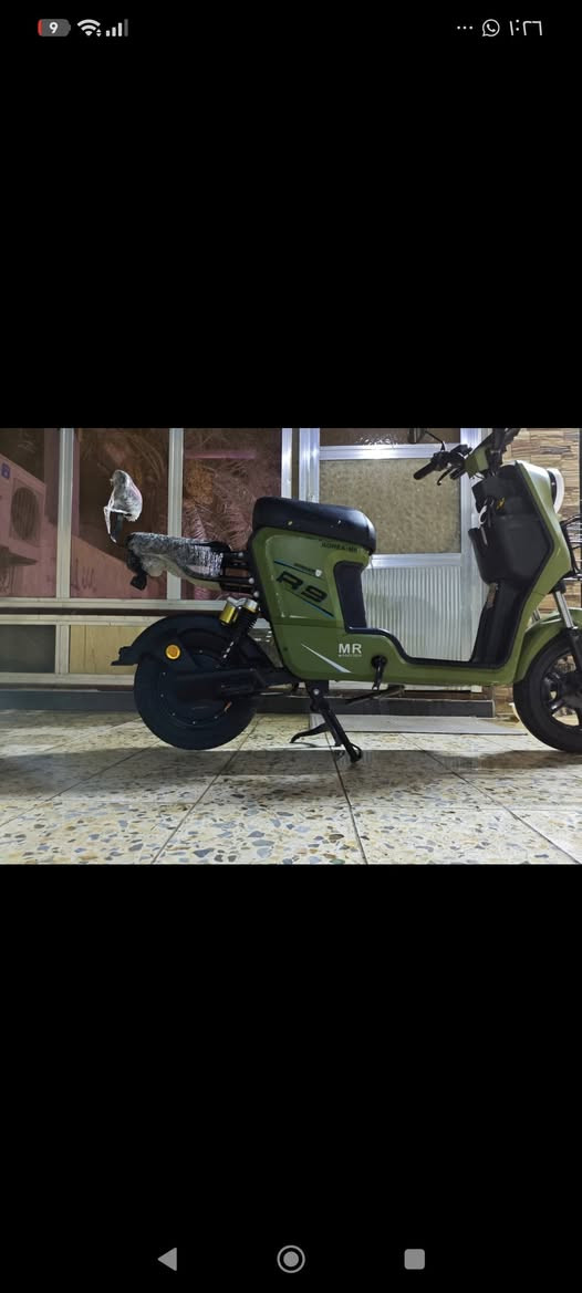 للبيع السعر ٤٥٠كامله و بعده جديه
مديل خمسه و عشرين 

الي راده خاص او ***********
المواصفات
اربع نمر 
باطاريته نضيف 
ملحقته كامله 
التفاصيل خاص او دك عليه

