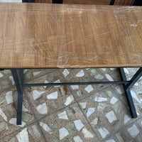 ميز حديد • ثقيل • مكتب كمبيوتر