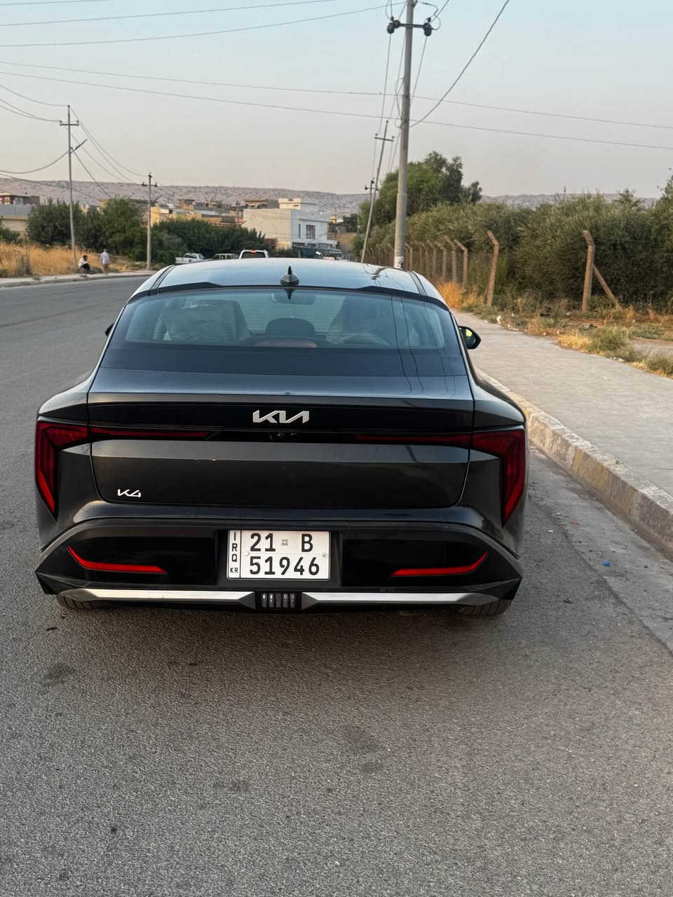 السلام عليكم👉-(لون نفطي-زيتوني)
كيا K4 2026  رقم سليمانيه  بأسمي ماشية 5000mi    بنيد صبغ"👇 حته راديترات مواصله ولا شواصي كفاله

المواصفات : 👇🚘
بصمة  / هندبريك دكمة  / لايت LED  / مكينة 2000 دوش / شاشة كبيرة متصلة ديجتال   / اوتو هولد / LED امامي وخلفي / قيادة ذاتية / كامرة دوارة / رادار تعديل مسار / اوتو بريك / مود درايف / تحكم ستيرن / كروس سرعة /مانع انزلاق / بلوتوث / اواكس / USB / 

مكاني ديالى❤️

للتواصل والاستفسار : *********** بعقوبة, ديالى
