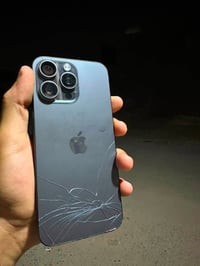 آيفون ١٥ برو ماكس • ٢٥٦ • ضهر مكسور