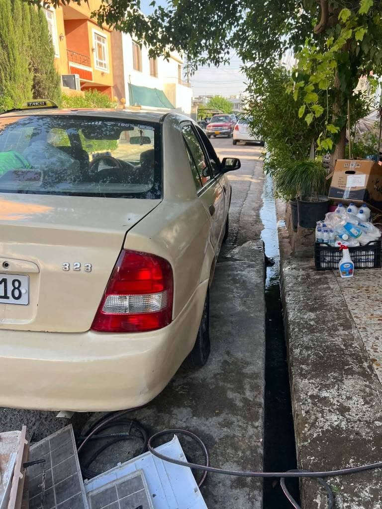 مازدا تكسيه بؤ فرؤشتن مؤديل ٢٠٠٣ گيرومه كينه وته بريت وكاره بايات به شه رت زينگه و بانى نوى تا٣١ سه ياره كى توندوتؤله بشت وبيشى تازه توندم كردؤته وه تاقمه وايه روعه قلىم نويم هه لداوه ته سه ر سحري ٦٢ سه ياره كه به تانئكى براوه ته وه سحرى ٦٢وه ره قه و محامه له.. ز.. *********** أربيل, العراق

