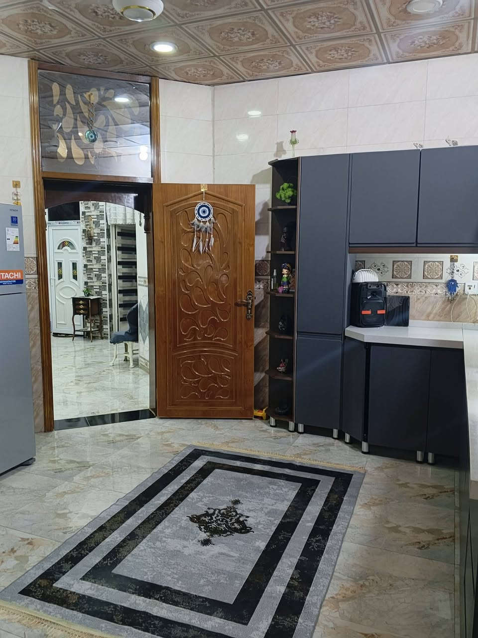 دار للبيع المساحه 180/متر طابق واحد غرفتين نوم 

حله ابو خستاوي شارع منصور بدايته موقع قريب علا شارع كربلاء خدمات كامله بناء حديث درجه اولى طابوك صب كونكريت 

وجه شارع قريب علا شارع كربلاء خدمات كامله 

يبعد عن شارع كربلاء يبعد 130/متر اقرب عرض شارع 12متر 

السعر 73وبي مجال بيع او مراوس//***********

