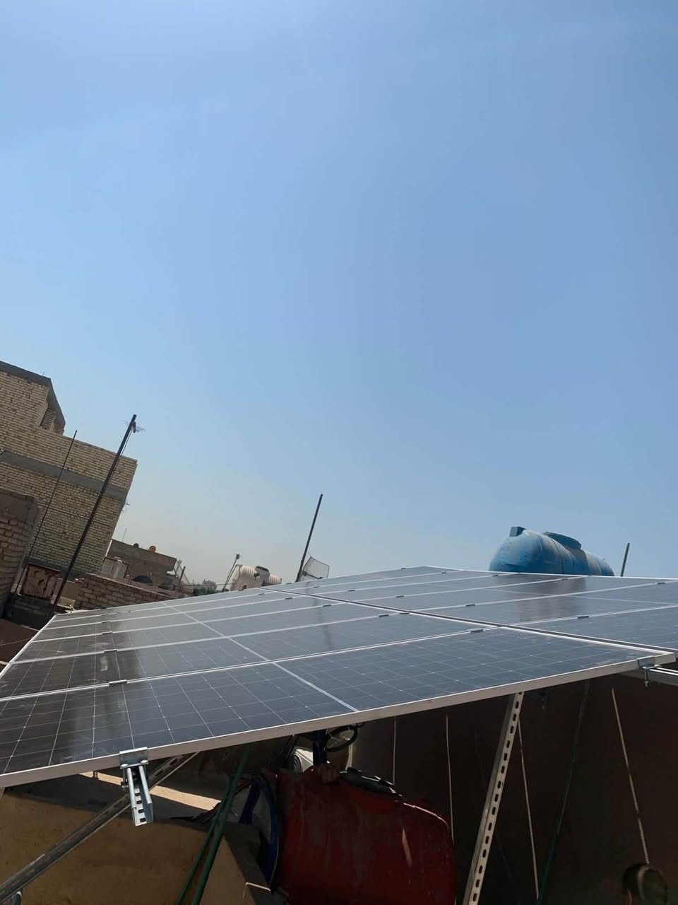 تم تنصيب منظومة 20 امبير نهاري 10 امبير ليلي 
في بغداد منطقة الامين 
انفيرتر 6.6kw ديا 
بطارية 16kwh ديا

للتواصل ***********
