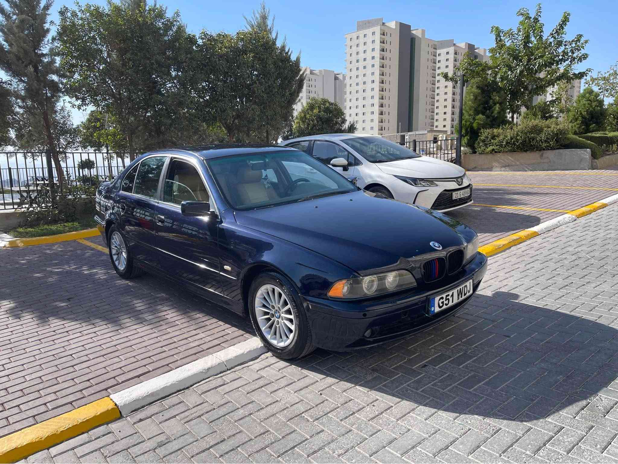 bmw 2001 
سه قه ر ساخ  ٣٧$
محه وه ره. وه ك بيلاد جاكراوه
ده كو ليدراو  سه قفو حيزام به شه رت
مه كينه 530iده بل ديجيتال
به ك لايت led لايت زينون
كير اتو ماتيك جوار جام كاره با اوتو
ته بريدو كه رميو ته قه وره قه به شه رت
گيرومه كينه به شه رت *********** السليمانية, العراق
