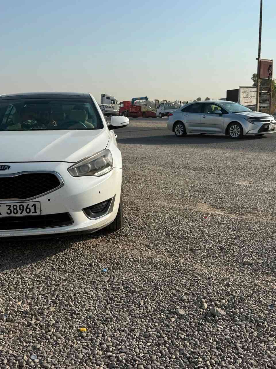 سلام عليكم
كيه كادنزه موديل ٢٠١٥
سياره خليجي فول مواصفات 
رقم السياره اربيل تحويل ثاني يوم 
مكان السياره بغداد 
سياره مابيها اي نقص تبريد كير مكينه كله مكفول 
تبريد قطعتين كشنات جلد خزن ميموري تدفأه تبريد بل كشنات و بعد هواي مواصفات 
سياره بيها كلير فقط بل  بنيد جارد انضرب كلير 
سياره مابيها أي نقص انشالله 
السعر ١٢٨ بيها مجال انشالله 
***********
