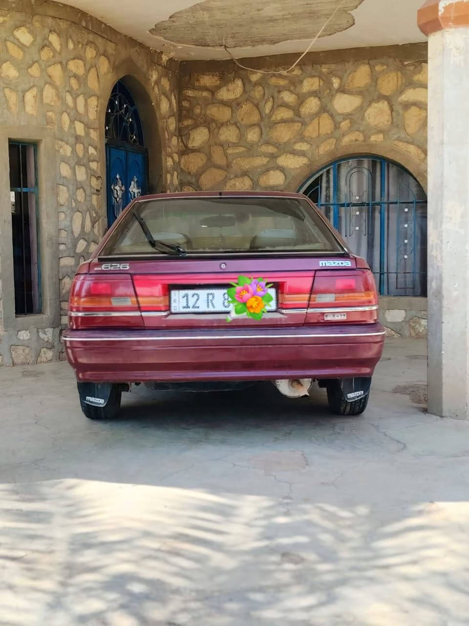 السلام عليكم ورحمة الله وبركاته
مازدا 1991 للبيع محرك 8 بخ

ما بيها صبغ فقط البونيد

سياره حيل نظيفه 

السعر 35$ وبيها مجال 

رقم الهاتف/***********

