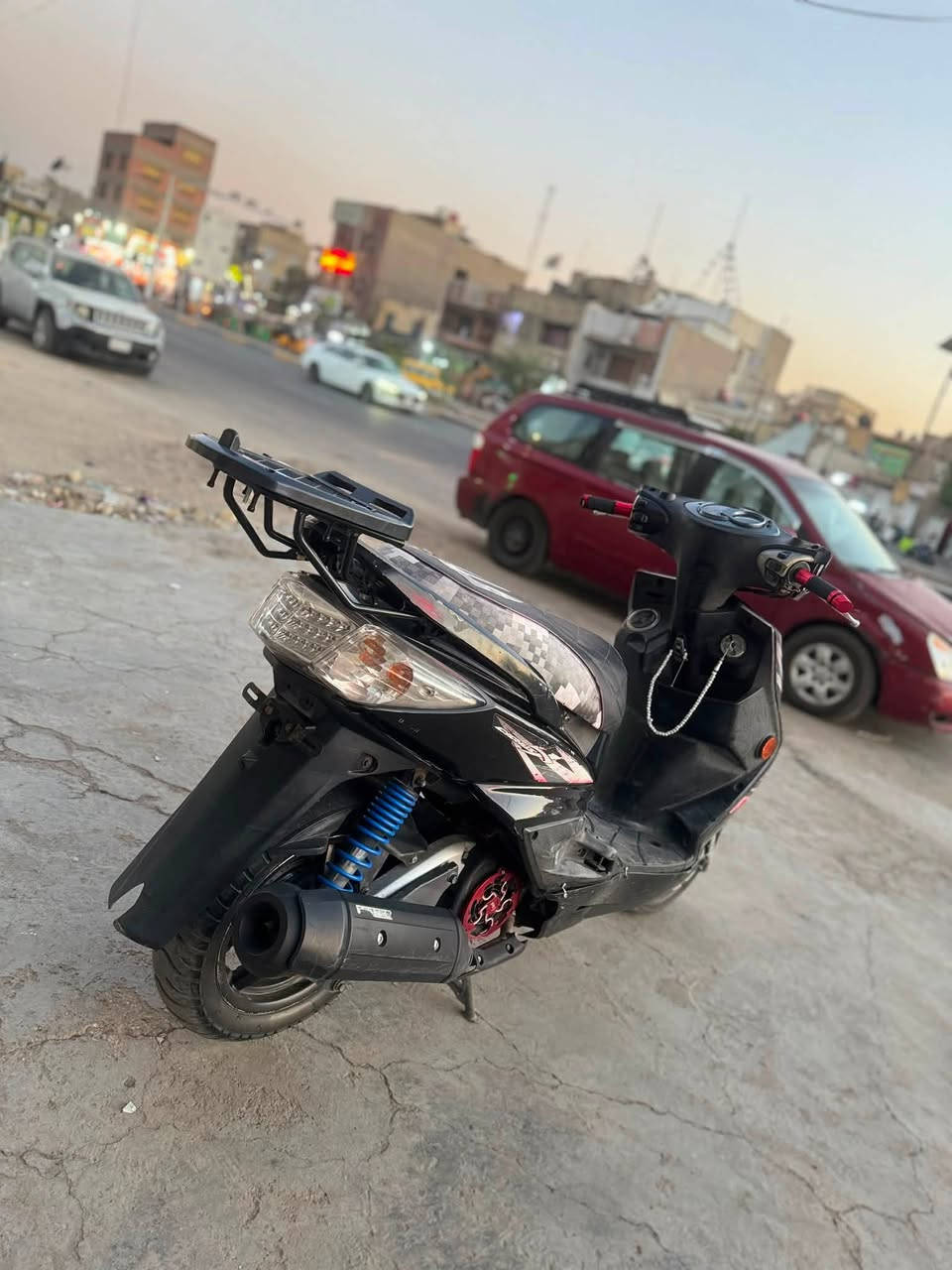 إذا مفتوحه تأخذها بلاش سكنس فحل نوزل طلاعات كفاله عامه برغي نقص مابيها ممفتوحه تاخذها من باب البيت وجيب لفيتر ليعجبك مكاني بغداد حي اور *********** السعر 725
