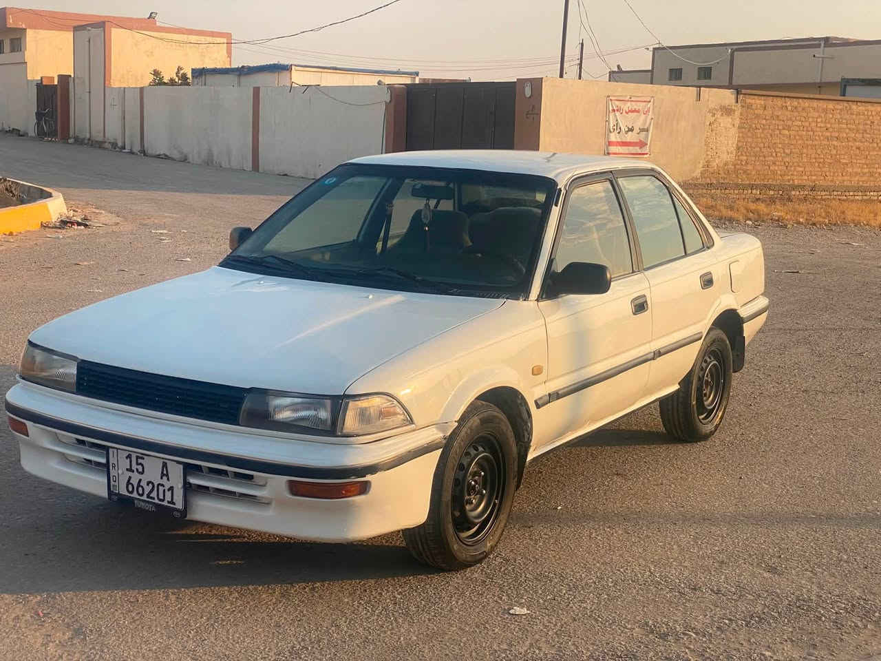 سلام عليكم كورلا للبيع موديل 1990رقم أنبار دولي صاحبه بسامراء تحويل شرط سياره بلاديه سعر 43بيها مجال مكاني سامراء رقم ***********
