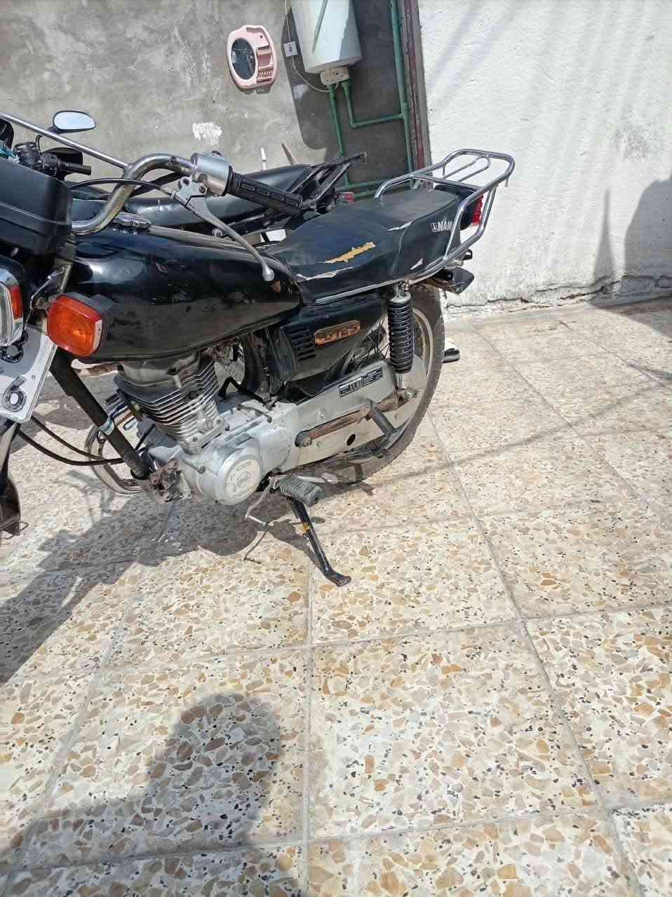 نامه • رقم انكليزي • مكينة نص عمر