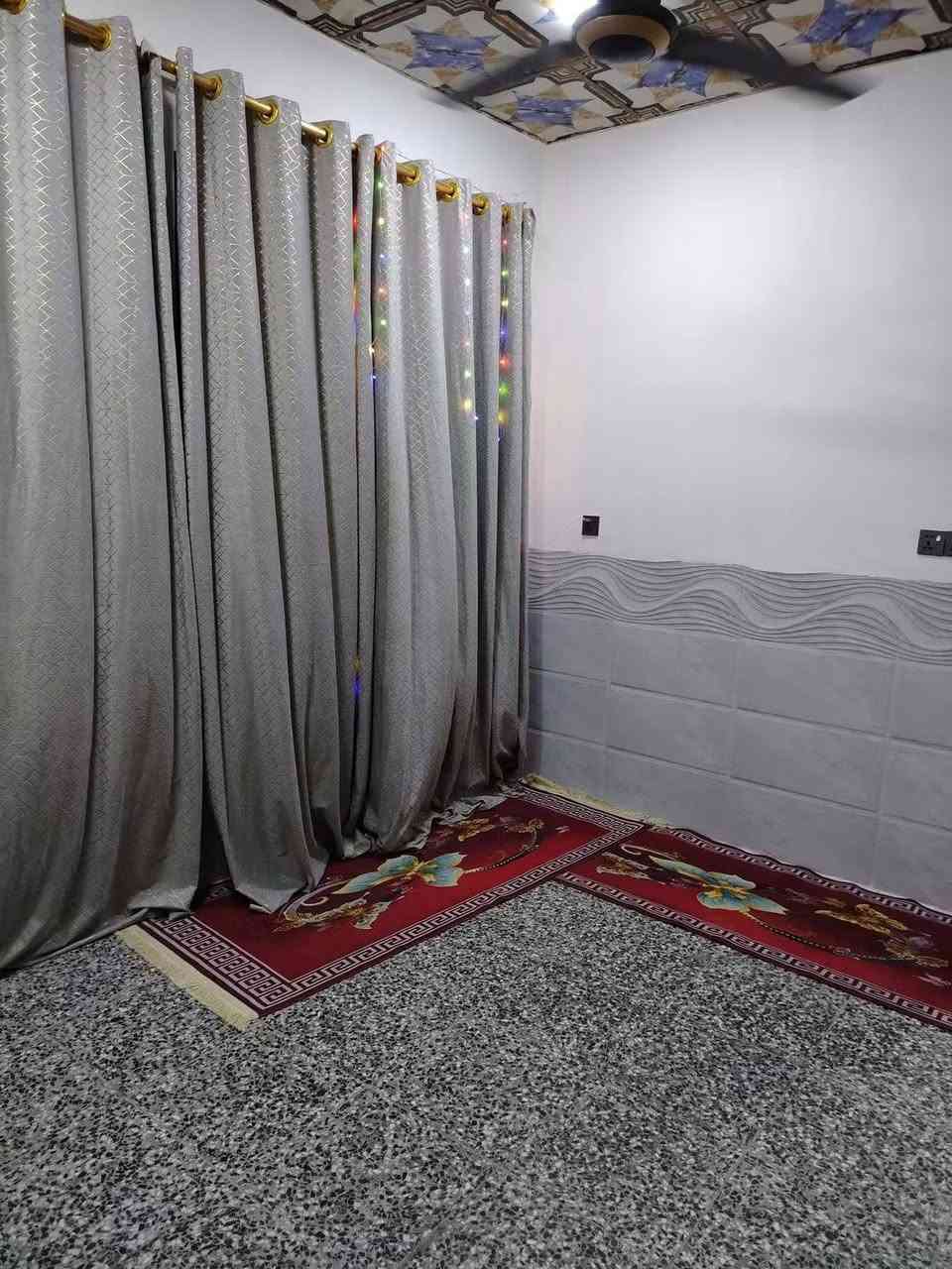 دار ٨٥ م تجعيب طابوك بناء بلوك عكاده سيراميك الجدار ارضيه بورسلين سقف ثانوي عنوان شارع علكم نهايت شارع حاتم الخير سعر ٢٩ وبي مجال للاستفسار زورو مكتب الغريري ركن شارع حاتم الخير الرقم ***********سيد احمد
