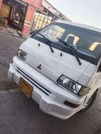 ٢٠٠٧ • شاحنة • محل