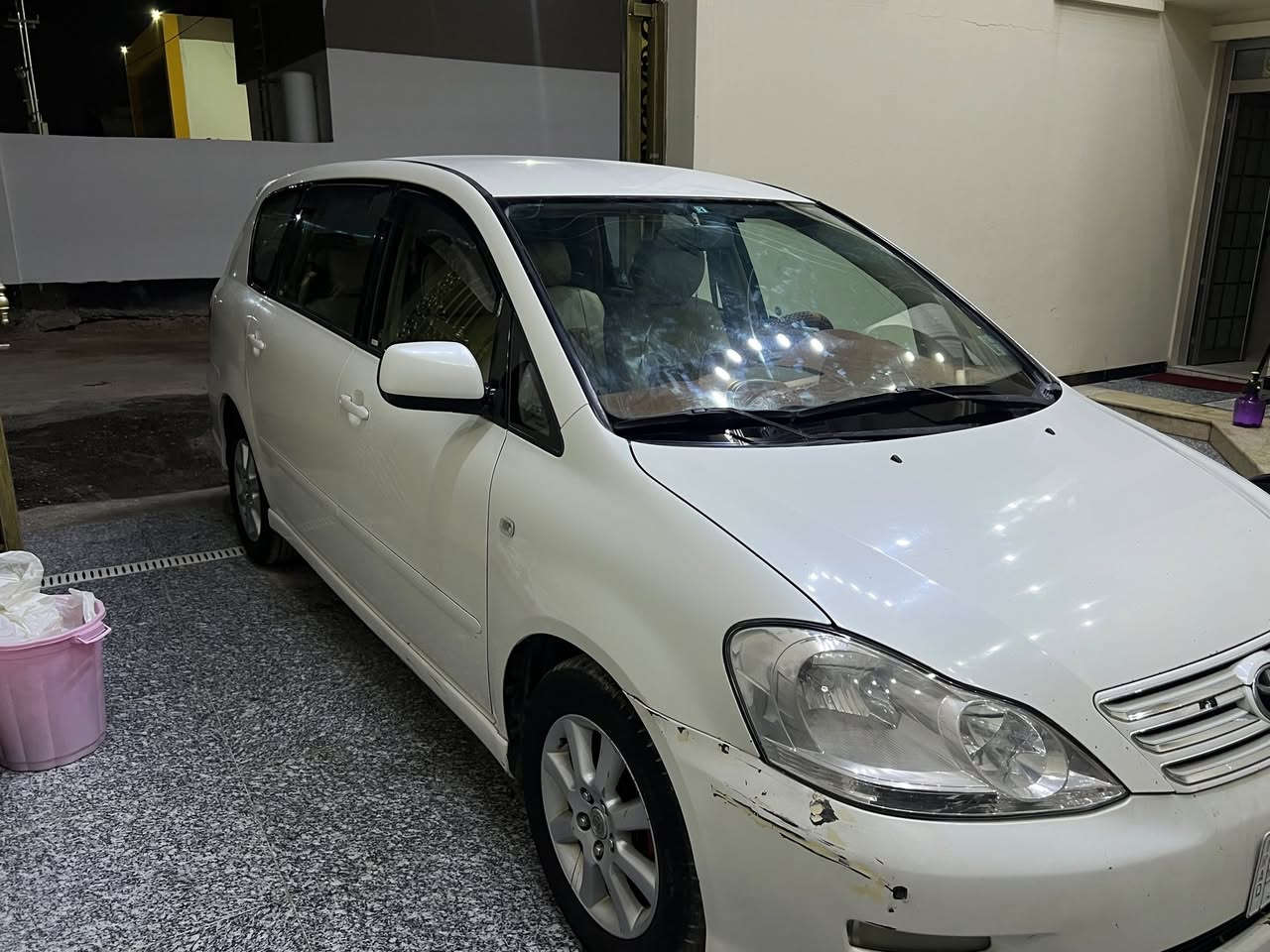 بيع مستعجل (بالذمه).
تويوتا ابصم موديل 2003 تحويل مباشر حداديه مشط تبريد كله جديد السياره مكفول من الصبغ والبارد مكينه كير كله مكفول 
تو ويل اصل حساسات تحكم ستيرن وباقي الموصفات الأبصم المعروفه
السعر 110 والشراي يتصل 
***********
مكاني البصره
