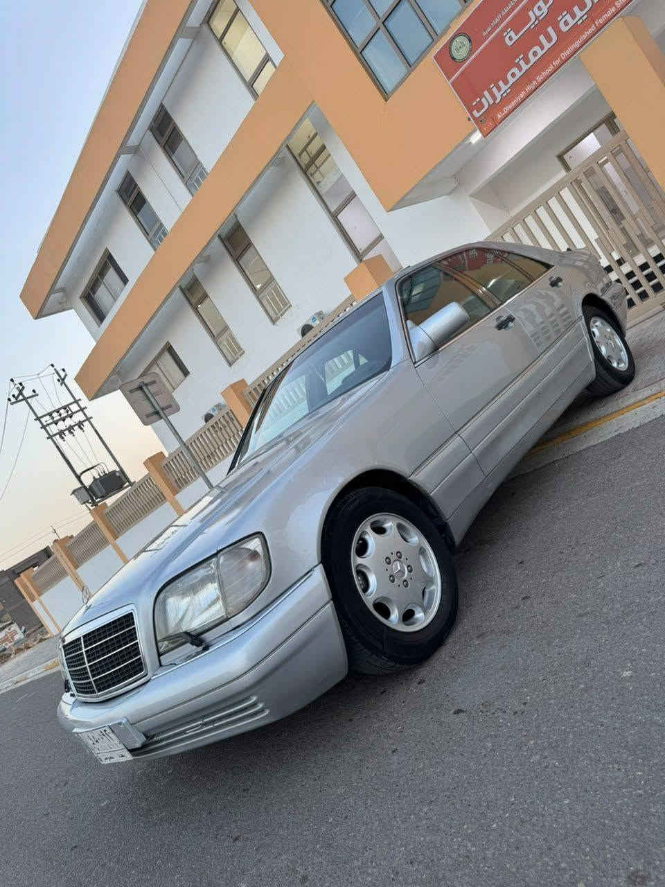 السلام عليكم
بيع سريع.........
65 بيها مجال 
مرسيدس S320 موديل 1991 محدثة 96 رقم بغداد بأسمي سيارة بدون حادث قوي مصبوغة عام درجة أولى سيارة جاهزة للأخير تبريد مكينة كير جدد غرفة جلد جديدة كهربائيات شغالة فتحة سلايت طكتين شغال
مكاني ديوانية ***********
