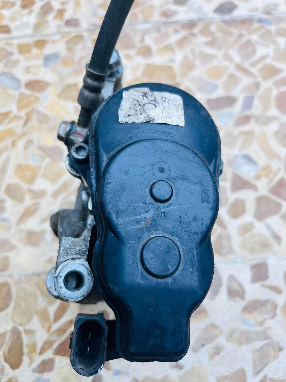 السلام عليكم
للبيع
 طبله خلفيه جهة السايق (يمين)
اذرع خلفيه جهة اليمين 
فج فلنجة + ماطور هندبريك خلفي 
جميع القطع اصليه تفصيخ
