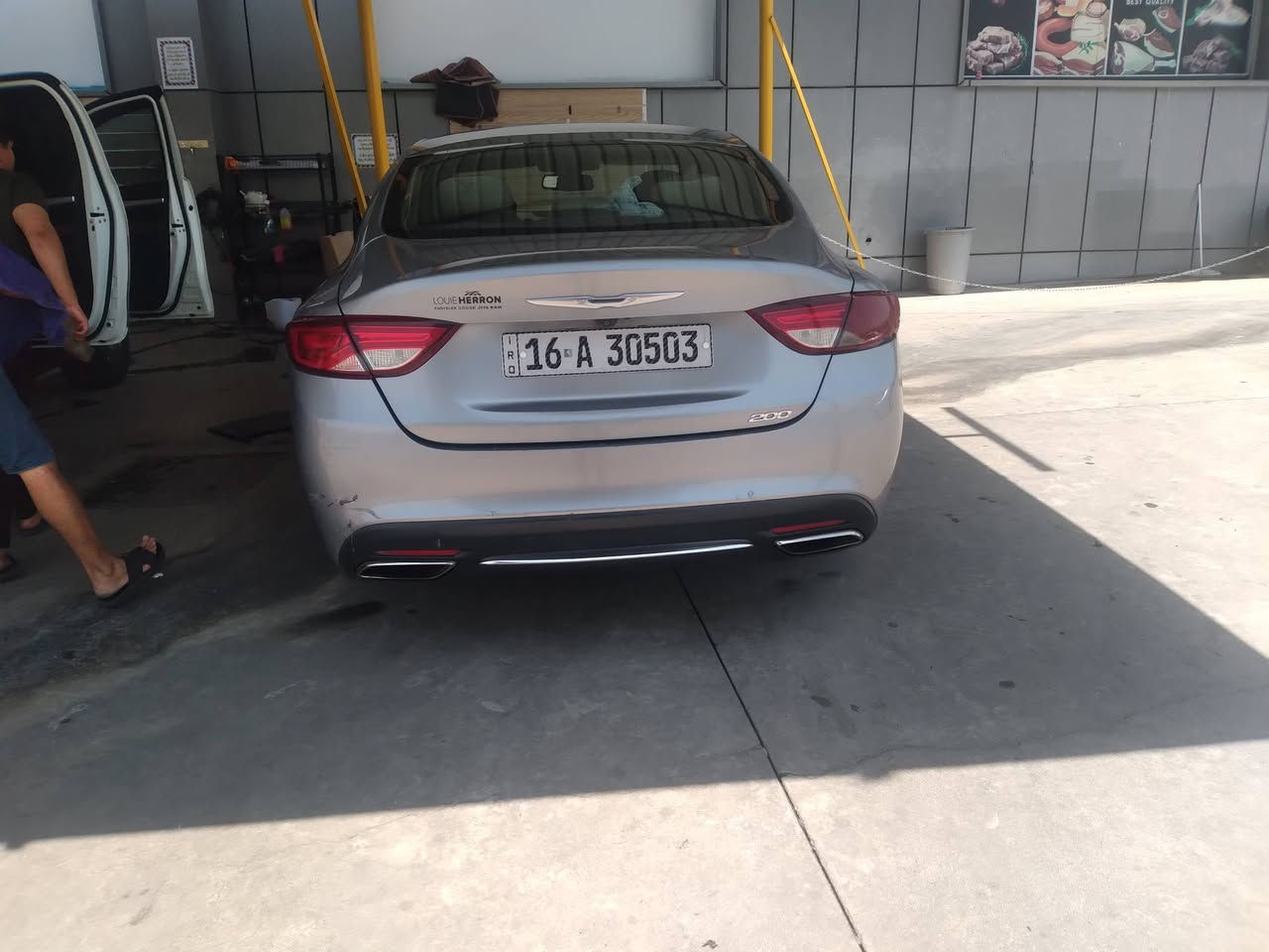 C200 موديل ١٦ سنويه ل٣٠ هزه جديده مكينه ٣٦٠٠
فول مواصفات عدا الفتحه موجوده ابغداد سونار ويه الصور لسعر ٨٠ 
***********

