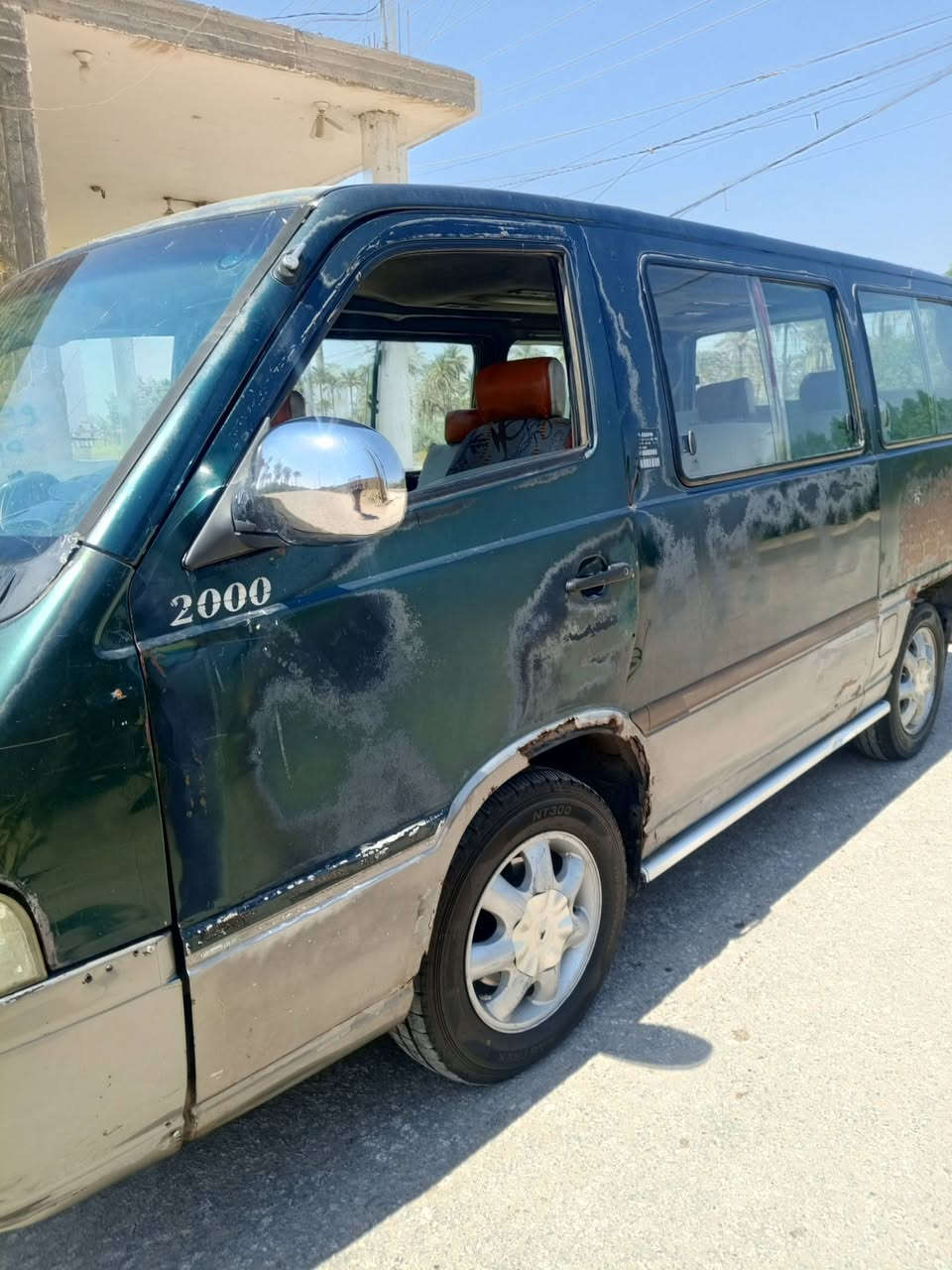 سلام عليكم استانه لبيع موديل 200 السياره ابلاديه مكفوله مكينه كير حداديه تخم تاير كله جديد امداور ثاني يوم السياره امعمره جديد السعر 45 وبيه مجال مكان اطوريج ***********
