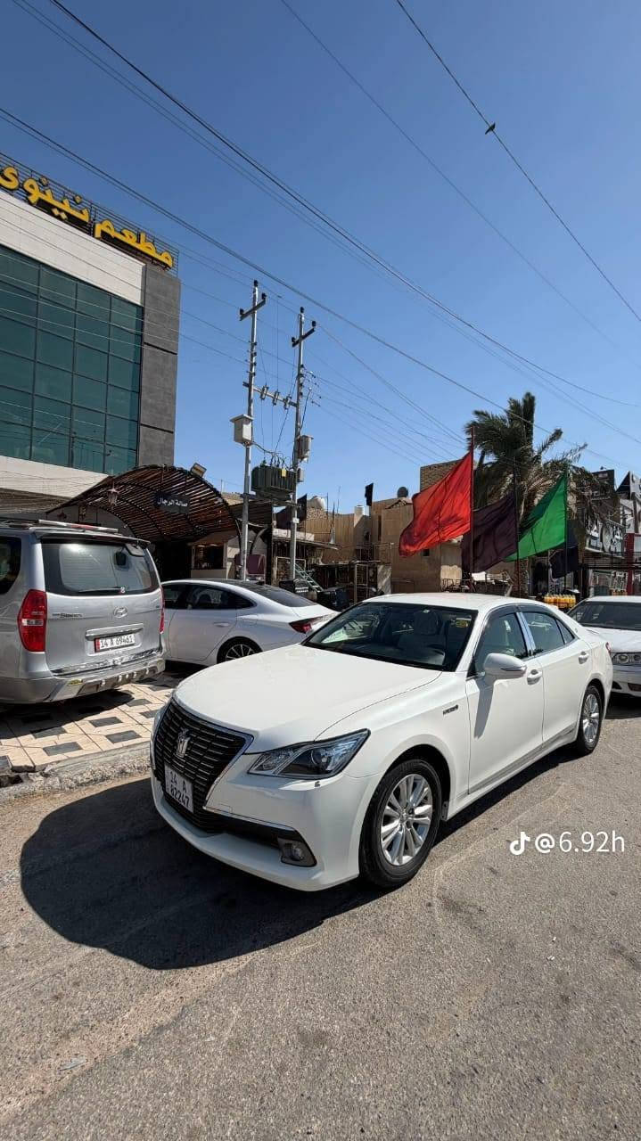 كراون ملكه ٢٠١٣  هايبرد و بانزين كفاله عراق ويابان تحويرت نجف فوك وجوه 😍😍تسجيل جديد
مكانه نجف ***********
