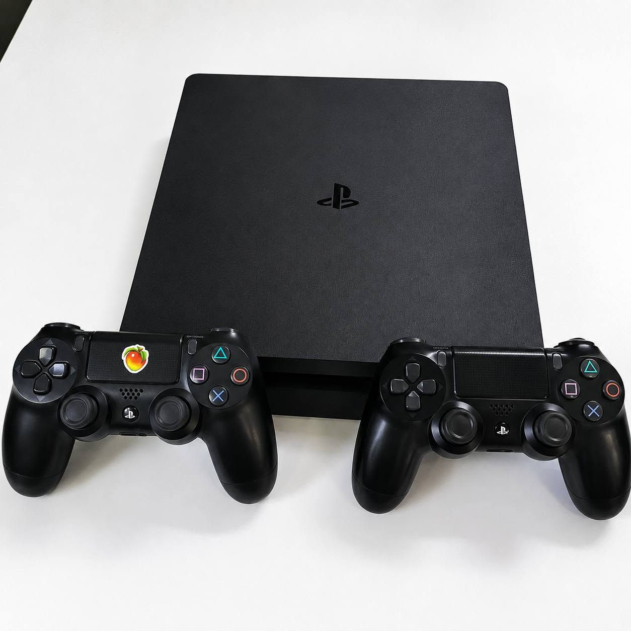 بلايستيشن 4 سليم (PS4 Slim) مستعمل بحالة ممتازة جداً 🎮🔥
​الحالة: نظيف جداً بحالة ممتازة، الجهاز مفتوح لأغراض التنظيف الدوري فقط وضمان التبريد الممتاز.
​الملحقات: يأتي مع يدين تحكم (2 Joysticks) يعملان بكفاءة عالية.
​الملحقات الإضافية: جميع كابلات التشغيل (كابل الطاقة + كابل HDMI + كابل شحن اليد).
​💰 السعر: 225 (وبيه مجال للشراي)
​للتواصل والاستفسار، يرجى المراسلة على الخاص أو الاتصال على الرقم: ***********
