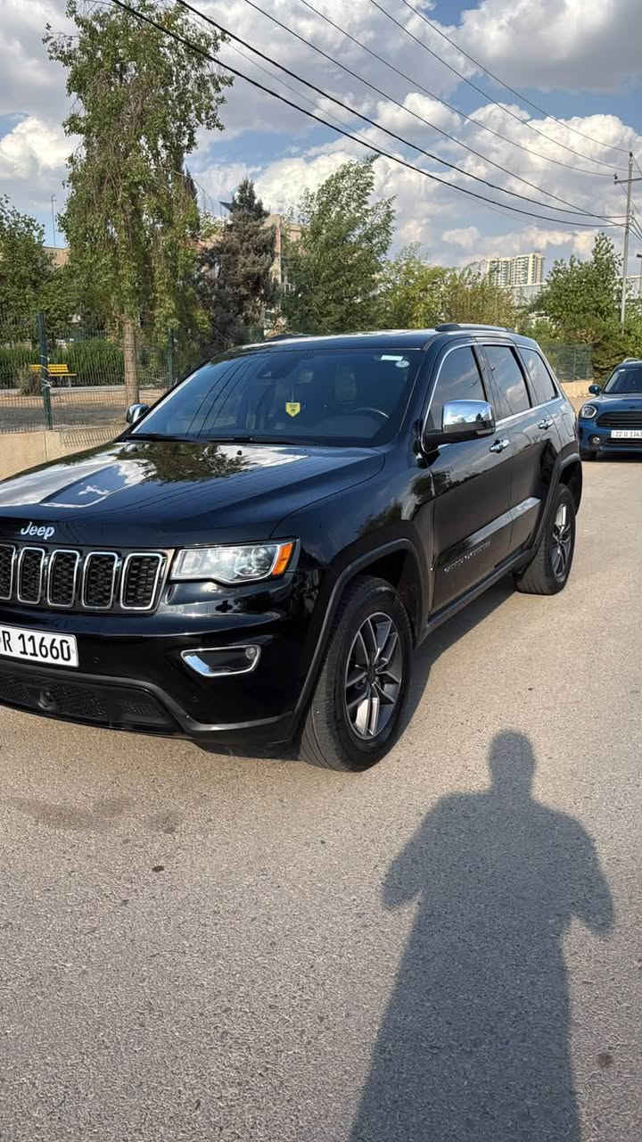 سلام عليكم جيب كراند شيروكي لمتدد فول موصفات رادار امامي حساسات 360 سياره ماشيه 73 رقم اربيل سياره مضلل ينتهي كتاب التضليل شهر الخامس السعر 23 الاف وبيها مجال الرقم***********
ربع جاملغ خلفي صبخ بنيد pdr جاملغ امامي pdr
جنطه تكحيل شي بسيط تكمه ربع صبغ

نص مكتوب في الصور:
- صبغ