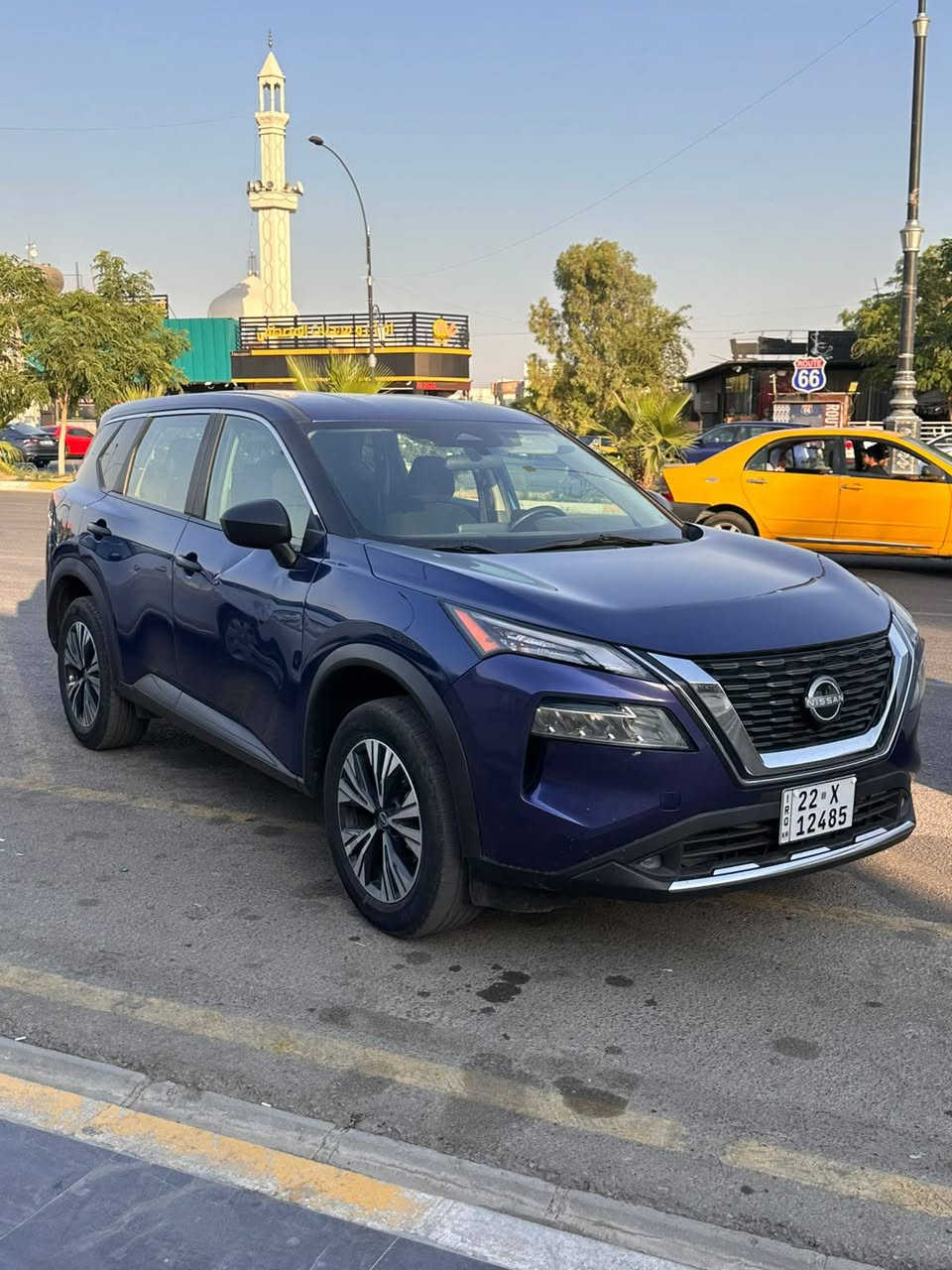 من رخصة الأدمن
نيسان روچ موديل ٢٠٢٣ كلين بدون صبغ
بدون بارد
فقط دعاميه بدون ايرباك سياره جديده
مواصفات معروفه تجي تفحص وتقتنع 
وتشلع عيوني 
مكان كركوك شارع القدس
***********
