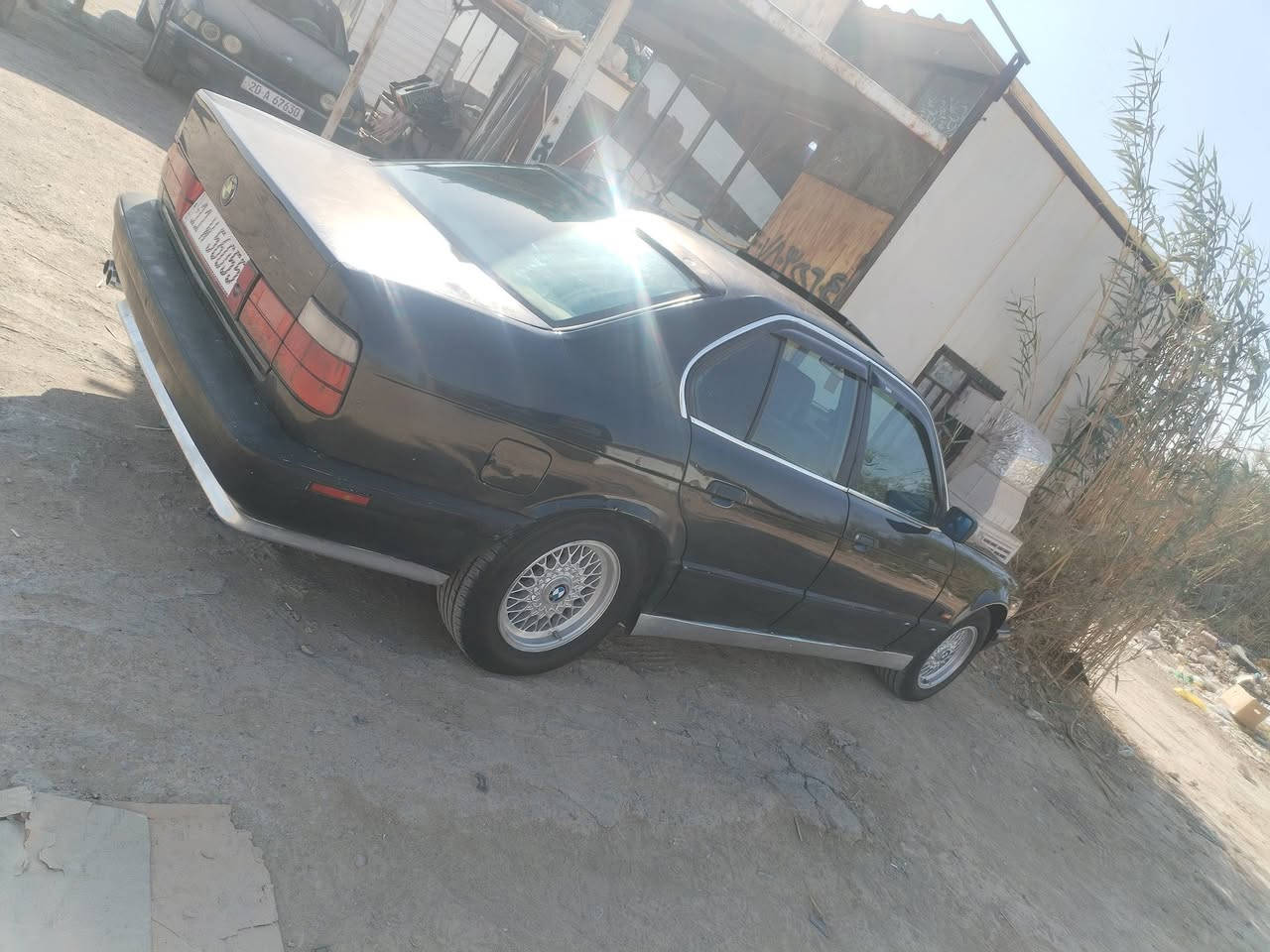 للبيع 520  موديل 92محرك 25 رقم بغداد هزه وسنويه جديد محرك وكير كفاله تبريد نقص راديتر مزروف كرهبايات كامله تخم ويل وتاير جديد صدر نضيف غرفه جديده السعر 45وبيها مجال مكان واسط صويره 
***********
