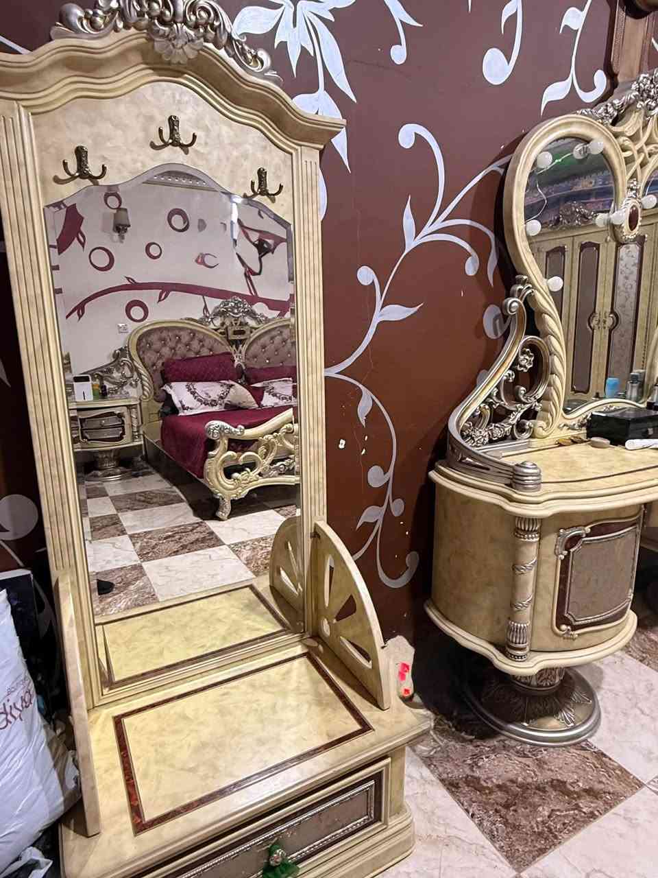 للبيع
***********
