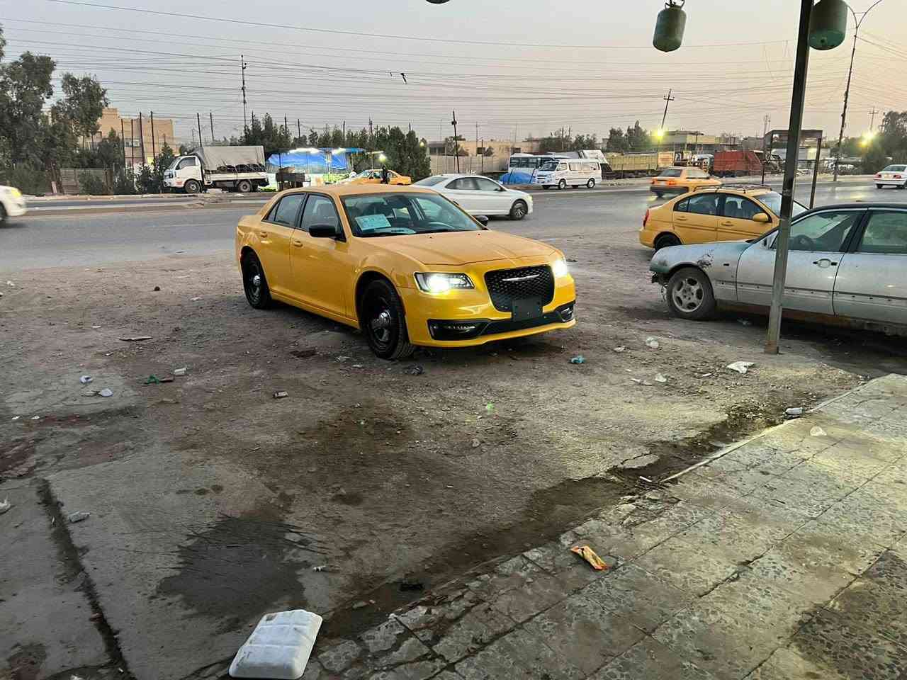 السلام عليكم اوبامه موديل ١٩ اصل رقم بغداد سياره جهازه من كلشي حدث بجم مكان السياره بغداد البلديات السعر ٢٠٠ $ وبيه مجال بصيط ***********￼
