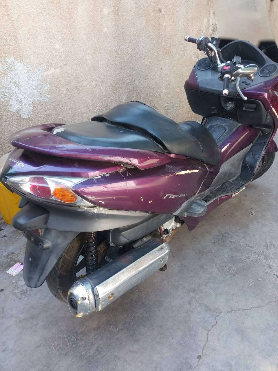 سلام عليكم بيع فورزه 10دراجه خير من الله السفن مكفوله إمكان بغداد الشعب سعر 750رقم ***********
