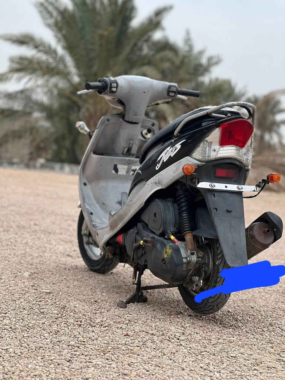 ذن 3 دراجات للبيع مكفول كلشي ما بيهن بس يحتاج تبديل تبلات والجيتار يحتاج بس باتري وكابتر بس ما مفتوحه المكينه كفاله عامه  السعر خاص اي ستفسار  على هذا الرقم  ***********
