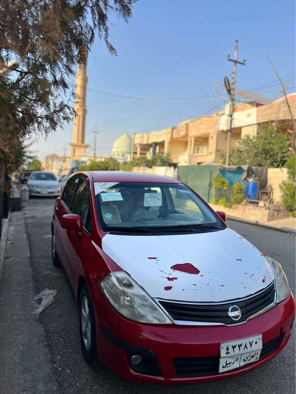 سلام علیکم
نیسان تیدە ٢٠١١
سیارەکە زۆر خاوێنە ماشاءللەی دەوێت 
بێ بۆیاخە
گێڕ مەکینە تەبرید تەقەو ڕەقە هەمووی بە شەرتە
وکالەش بەشەرتە
کلین تایتل 
٥٠٠$ غرامەی لەسەرە دوای مەعمەلە دەتدەمەوە 
تیدەی ئەوها خاوێن نەماوە ماشاءللە 
***********
*********** أربيل, العراق
