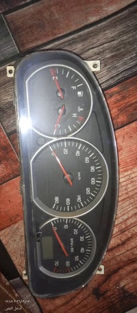شاشة جنبي اج وان الناصية للبيع اشتريتهة من سور الصين بالبياع ب 95 وطلع...