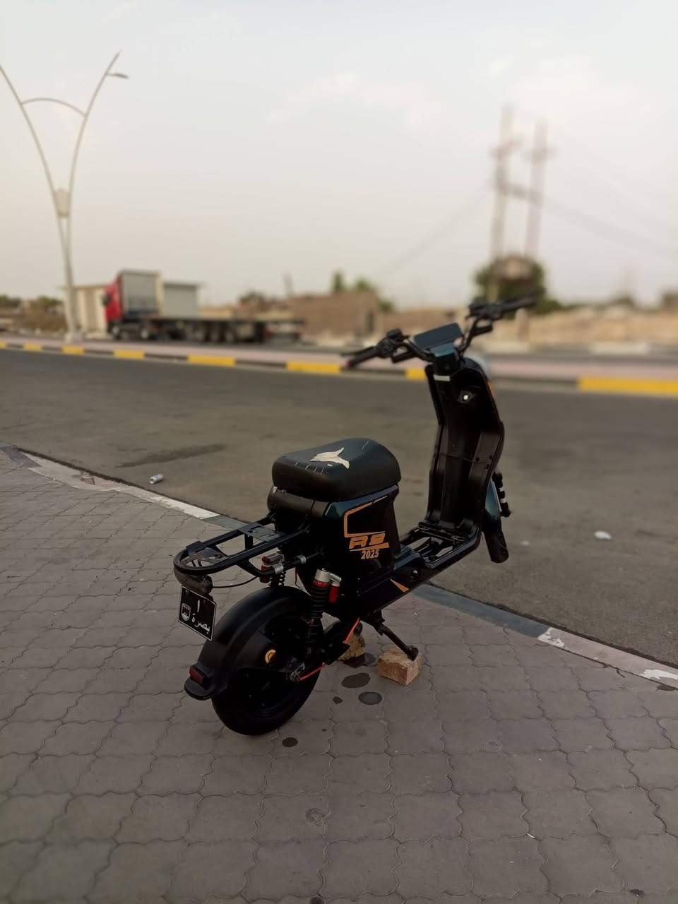 موديل ٢٥ • بطاريات ٣٢ أمبير • نضيفه