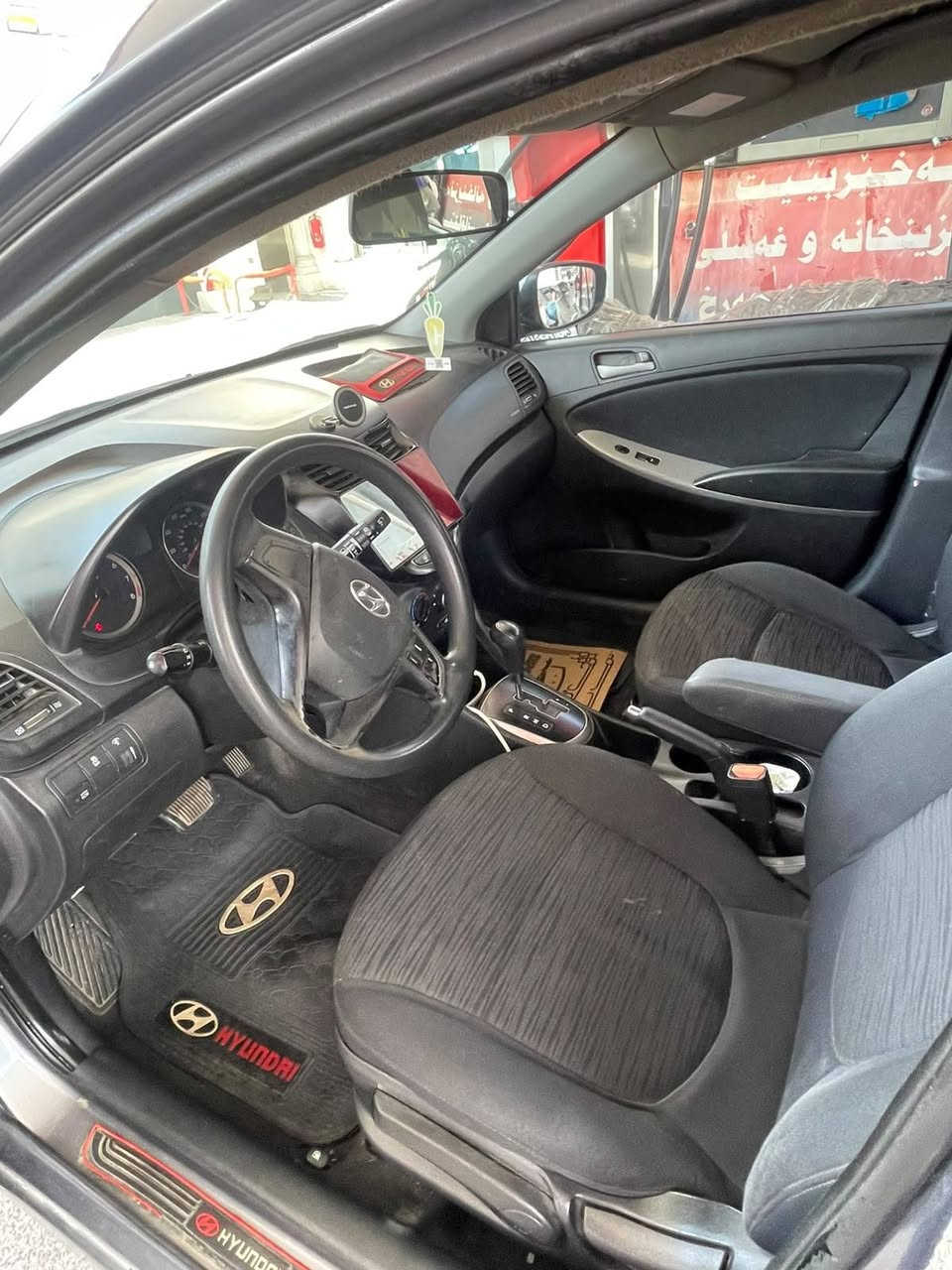 هونداي اكسنت صافي ٧٧ قفل الله يحفظك لا تعاملني وبخدمتك
موديل ٢٠١٧ كير اوتوماتيك ابيعلك بشرط ترايك للبصرة ربع واحد مابيها مصروف جاهزة بالكامل ماشاء الله
بيع فقط بدون مراوس وبدون قسط
بيها صفحة السائق صبغ وجاملخ امامي تبديل بدون دواخل وشواصي
كير اوتوماتيك وعادي
٤ جام كهرباء وقفل مركزي
تبريد ثلج بشرط
صدر جديد
شاشة ايباد + كاميرا
تحديد سرعة
السعر قفل ٧٩ وبيها غرامة ورقتين ينزل من سعرها استلم صافي ٧٧ وبالخير عالياخذها
تحويل شرط
السيارة رقم اربيل وموجودة في ارببل
الرجاء قرائة التفاصيل قبل الاتصال وبالخدمة
*********** ويوجد واتس اب
