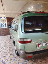 ستاركس 2006 سيارة خير من الله جاهزة من كلشي واحلا من الصورة بعد  السعر...