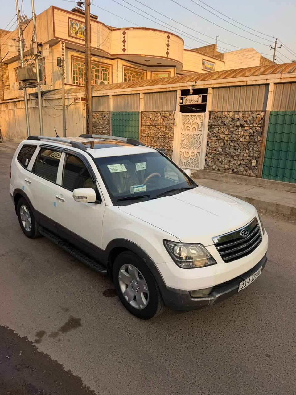 كيامهافي للبيع خليجي فول مواصفات 1/1  ماشيه 120 الف حقيقي ع فحص مكفوله السيارة بوضع الشركة موديل 2009 سيارة مكفولة من ضربه ومن صبغ موصفات سلايت بصمة تشغيل وابواب كراسي كهرباء وتدفئة وتبريد بلكشن وجلد خزن ميموري استيرن كهرباء فور ويل دمام صوت كامره مري شفط تبريد بيانو 3 قطع لدات داخل صاج 7 راكب  وبعد هواي مواصفات تخم تاير جديد صدر امامي خلفي جديد السيارة جديدة بيه سونار سعر 109 ورقه مكان سيارة بغداد الرصافة رقمي ***********
