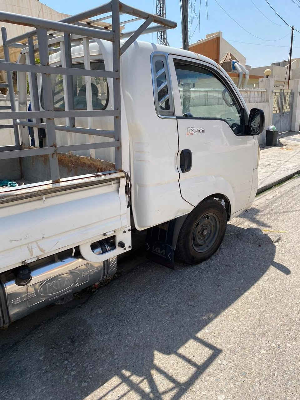 كياحمل للبيع
موديل٢٠٠٨
رقم اربيل
سنوية جديدة 
السعر80$
ملاحظه المحجر ليس للبيع
الاتصال بالرقم واتس اب 
***********
اسيا0770296501

