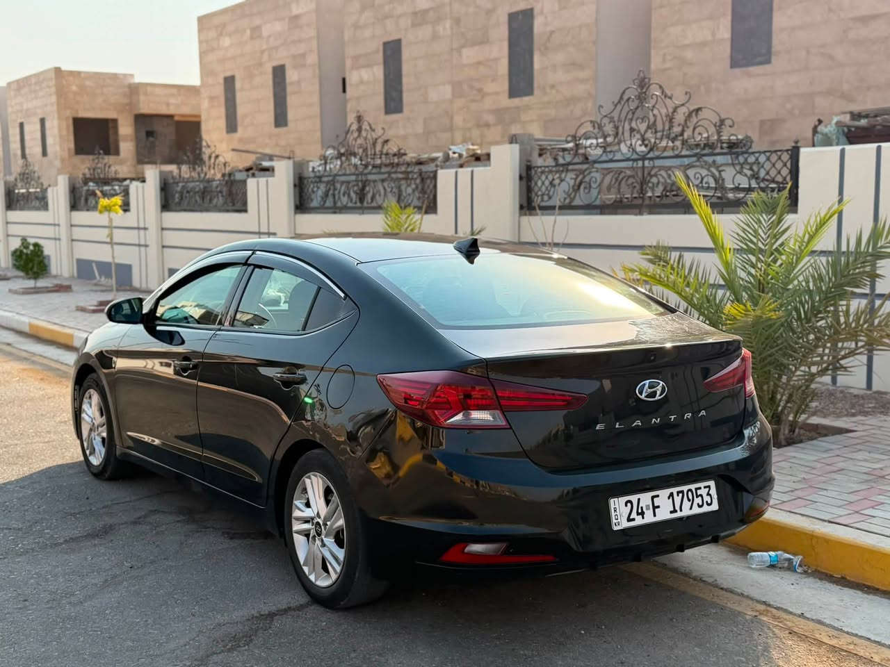 النتره مديل 2019 بيه فقط بنيد صبغ بدون دواخلل مكينه2000 دوش مامفتوحه حداديه تبريد جاهزه مابيه نقص   رقم دهوك تحويل او وكاله حسب رغبه المشتري  

المواصفات 

كامره خلفيه دواره

رادار جانبي

تحكم ستيرن جهتين

لايت زنون

لد لايت خلفي 

مكاني كربلاء السعر اتصل***********
