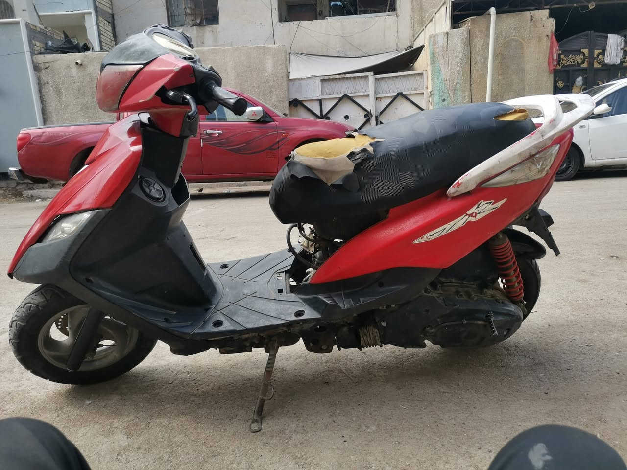 السلام عليكم ثعلب للبيع او امراوس طافيه كوم حديد
السعر ١٦٠ الف مكاني مدينه الصدر ***********
