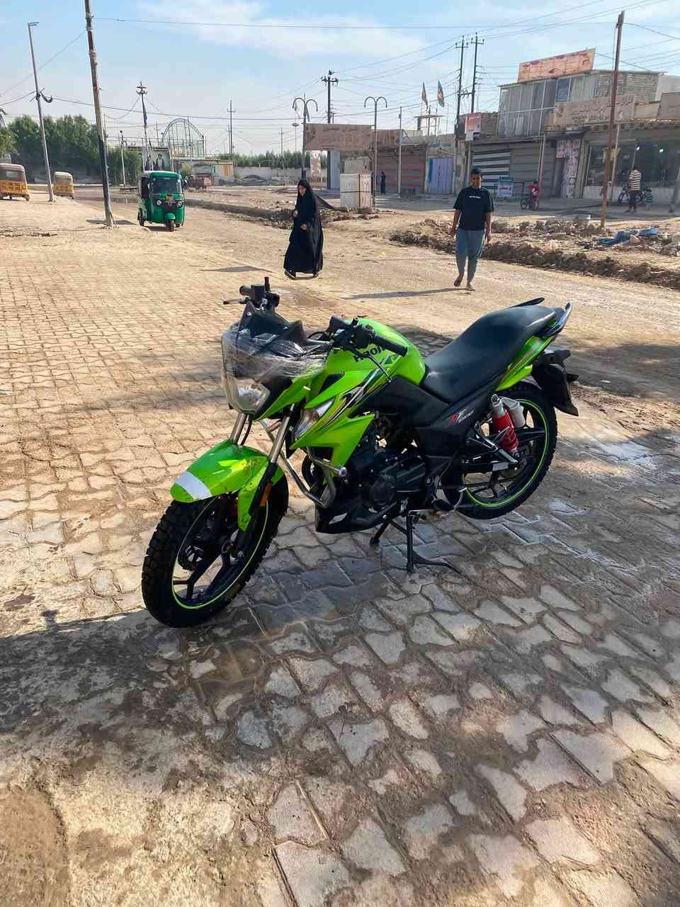 سلام عليكم دراجه هاوجي للبيع دراجه خير من الله شلعه ومعدل تشك الكاع تجي وتفحص المكينه خرسه ومرتبه مال جناي 
الدراجه برغي ما مفتوح بيهه مكينه ما مفتوح منهه برغي دراجه خير من الله كهربايات كامله مكمله نكره سلف تشتخل السعر خاص ول مو شراي لا يتعبني التواصل ***********
