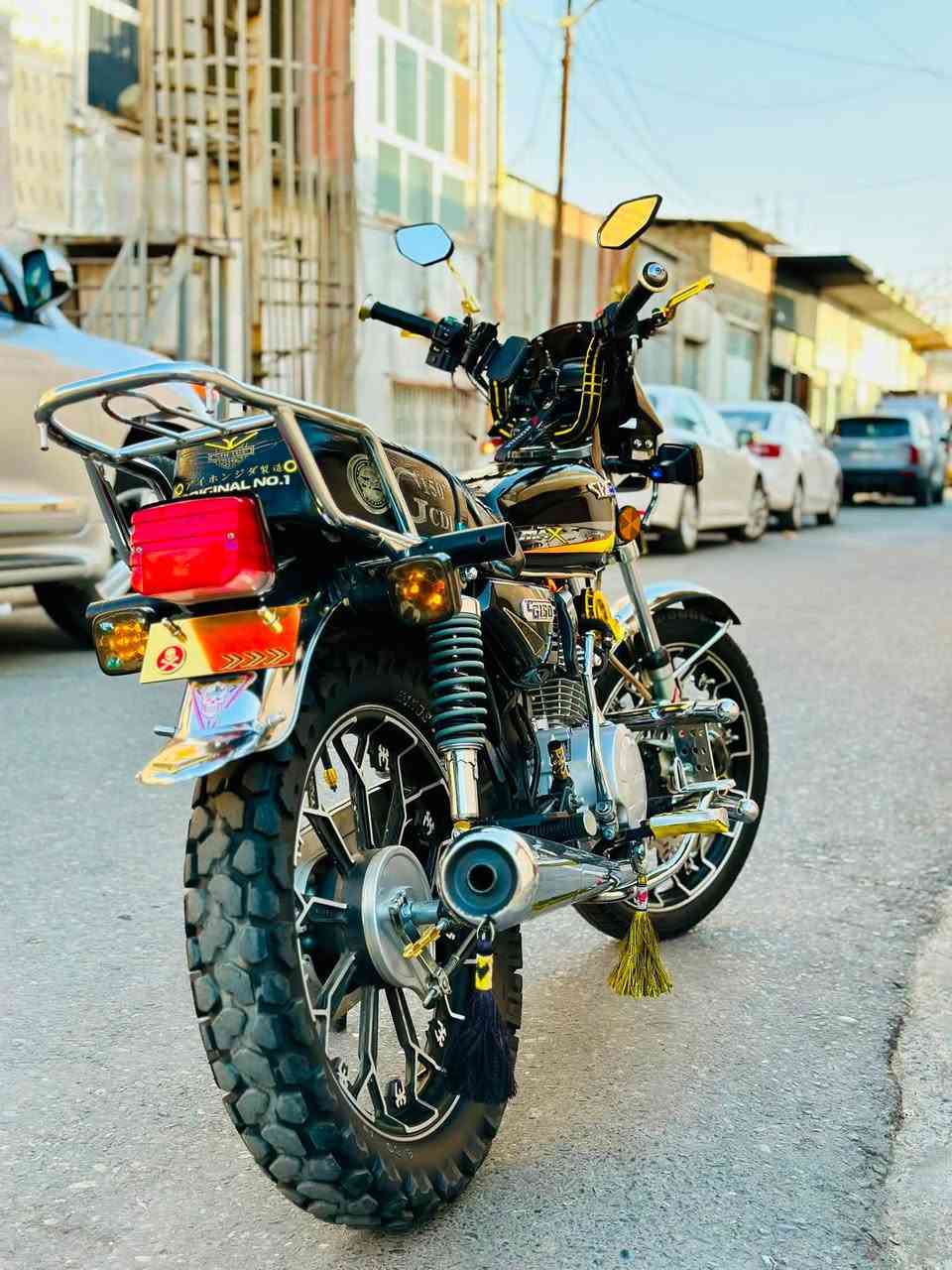 للبيع متور سولينك الاصلي محرك 200Cc كبس
شغال كامل سلف هندر كهربائيات كامل شغال أوراق منفس موجود موديل 2025   
سعر 825 الف وفي مجال بسيط للتواصل *********** وفي واتس اب
