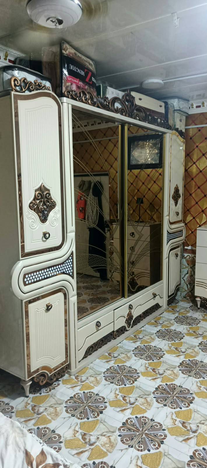 غرفه تركيه • نضيفه • ناصريه اريدو