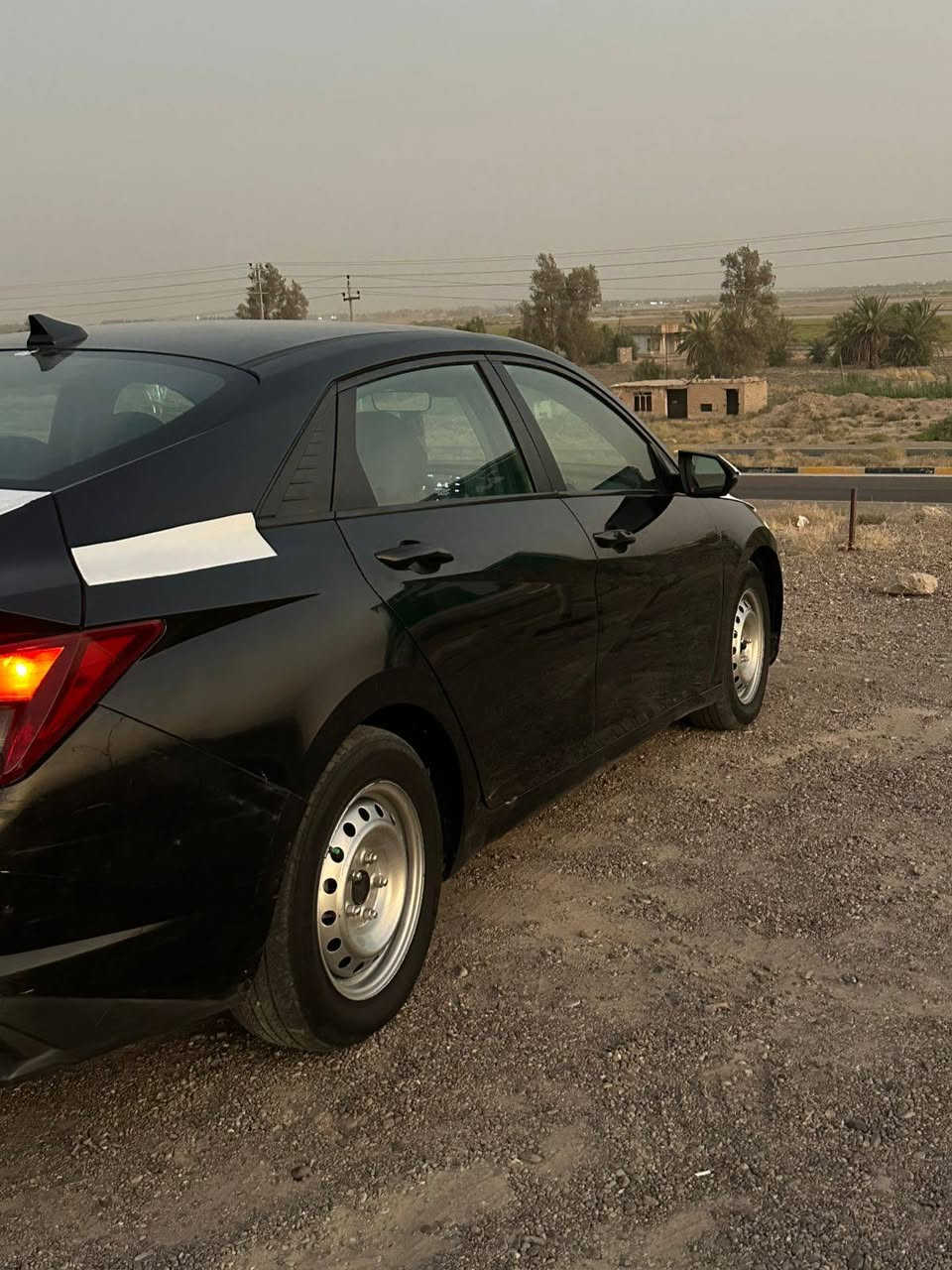 سلام عليكم هونداي النترا موديل 2022وراد امريكي حادثه 4 قطع گير مكينه مكفولات  سياره فول عدا الفتحه بصمه تحكم ستيرن تدفئه كشنات رادار اماماي خلفي سايد بريك بصمه قياده ذاتيه  ماشيه 120ميل مكان السياره سبع البور السعر 120 وبيها مجلل حگ الجيه. *********** واتساب
