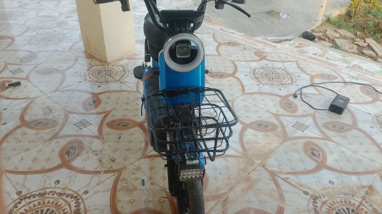 لبيع السعر300وبي مال شي قليل
الاستفسار ***********
واتساب
