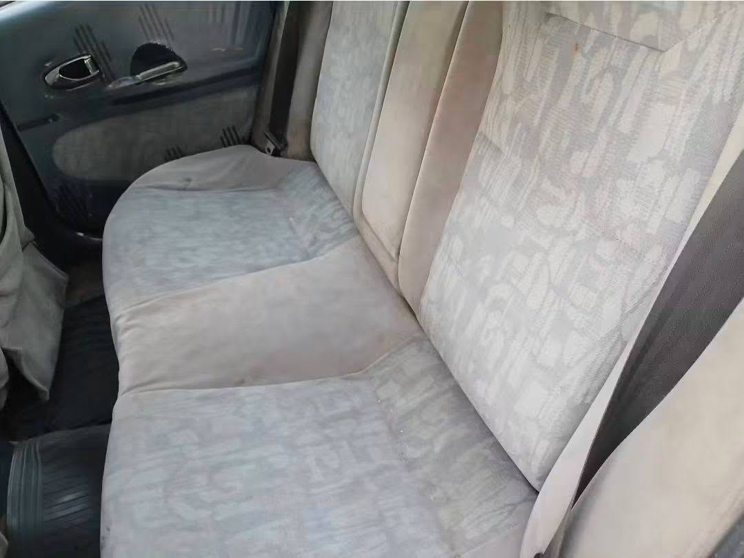 دايو ليكنزا موديل 2000 اوتوماتيك تبريد ثلج شاشه كامرا كشنات غرفه عل شركه تخم تاير سياره ابلاديه مكفوله من ظربه السعر 34 ورقه مكاني بغداد 
***********
