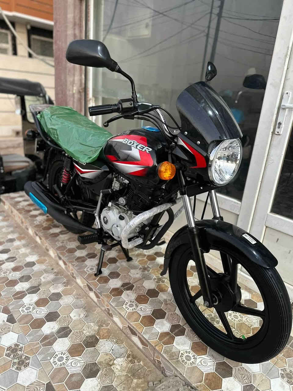 سلام عليكم بوكسر موديل 2023 نازله 25
مرقمه كامل ( نكليزي ديالى تحويل ثاني يوم 🚦) 

دراجه جديده بمعنه كلام مكفوله من كلشي 

مابيها برغي نقص ماشي 9 لاف عل وضع شركه 

مكاني ديالى بعقوبة شراي يتصل ***********
