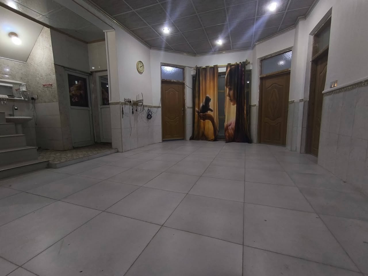 بيت للبيع في ناحيه الحيرة حي الحسين قرب حسينيه فاطمة الزهراء مساحته250 م طابقين الطابق الاول غرفتين  4*5 واستقبال 4*9 وصاله4*10والمطبخ4*5 مع صحيات داخلية عدد 2 وخارجية واحدة . الاساس والسقف صب كونكريت مسلح الطابق الثاني غرفتين وصاله الارضية بولسرين .
للاستفسار الاتصال على الارقام *********** واتس اب .
***********
بيت للبيع في ناحيه الحيرة حي الحسين قرب حسينيه فاطمة الزهراء مساحته250 م طابقين الطابق الاول غرفتين  4*5 واستقبال 4*9 وصاله4*10والمطبخ4*5 مع صحيات داخلية عدد 2 وخارجية واحدة . الاساس والسقف صب كونكريت مسلح الطابق الثاني غرفتين وصاله الارضية بولسرين .

بيت للبيع في ناحيه الحيرة حي الحسين قرب حسينيه فاطمة الزهراء مساحته250 م طابقين الطابق الاول غرفتين  4*5 واستقبال 4*9 وصاله4*10والمطبخ4*5 مع صحيات داخلية عدد 2 وخارجية واحدة . الاساس والسقف صب كونكريت مسلح الطابق الثاني غرفتين وصاله الارضية بولسرين .
