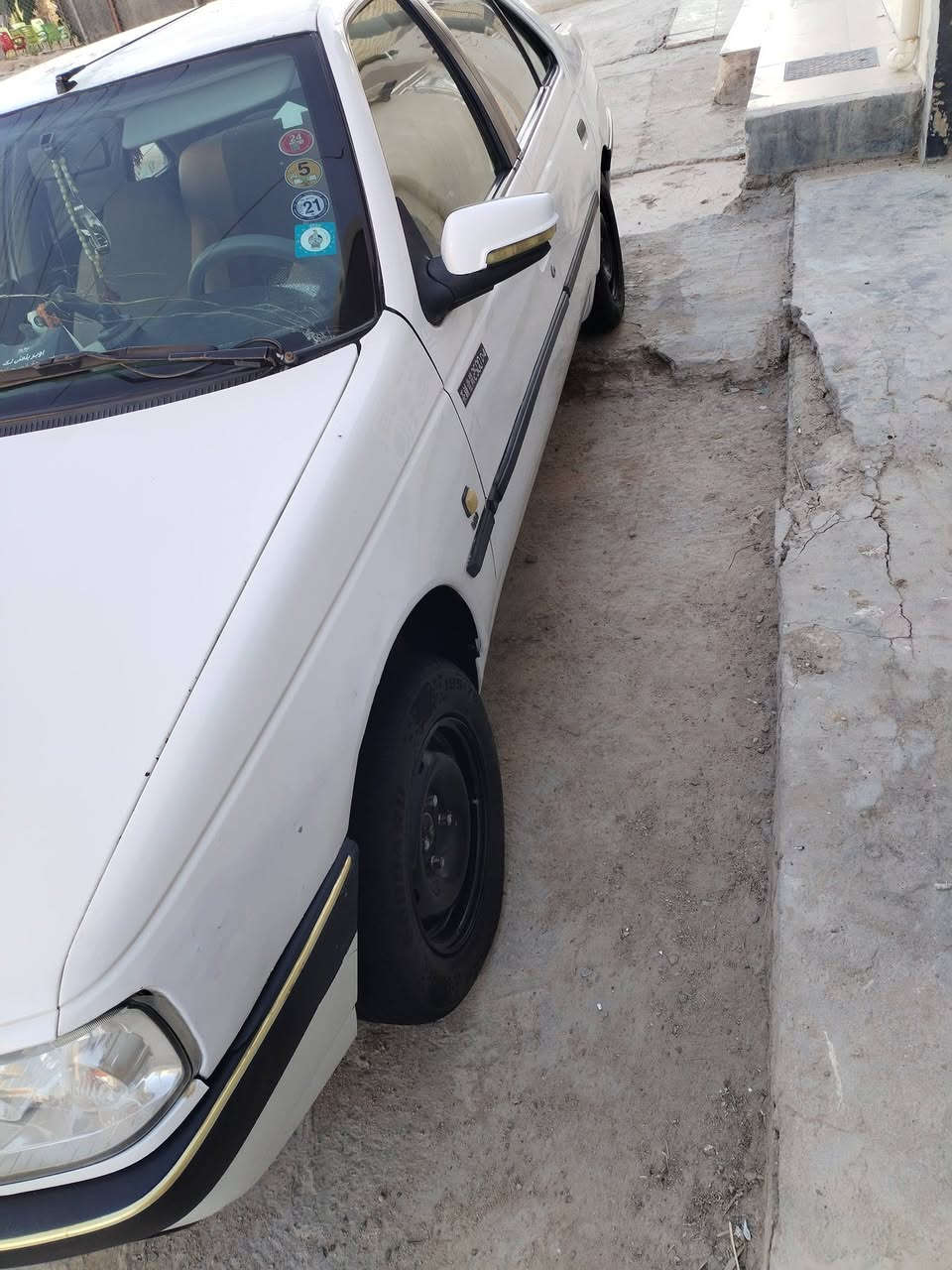 بيجو 405 مديل 12 بيها بنديد مبندل وجاملغ ايمن كير ومحرك عل فحص تخم تاير جديد مكان نجف سنويه 2027 سياره بسمي بيع مستعجل سعر 38 وبيها مجال بصيط للستفسار اتصل ***********
